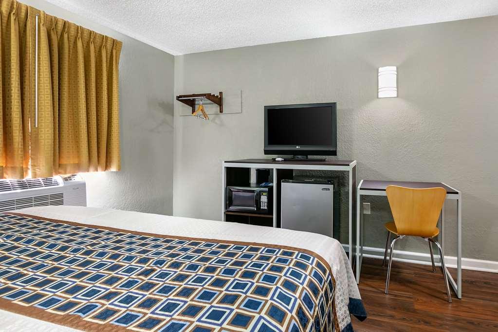 Knights Inn Bristol Levittown Kamer foto