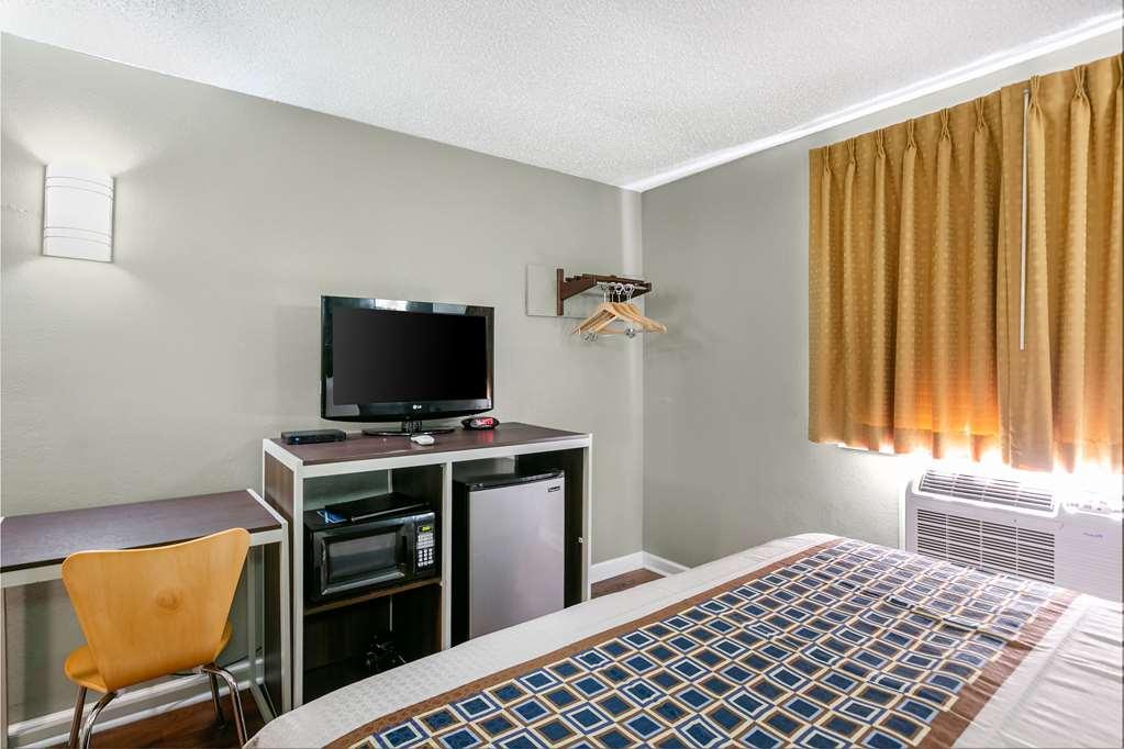 Knights Inn Bristol Levittown Kamer foto