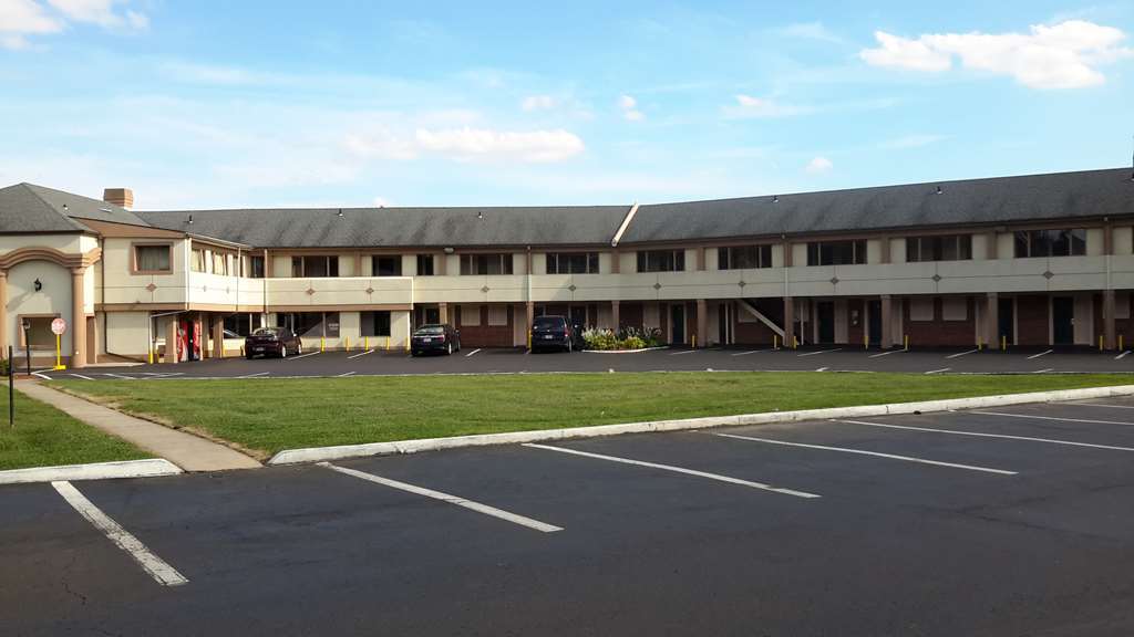 Knights Inn Bristol Levittown Buitenkant foto