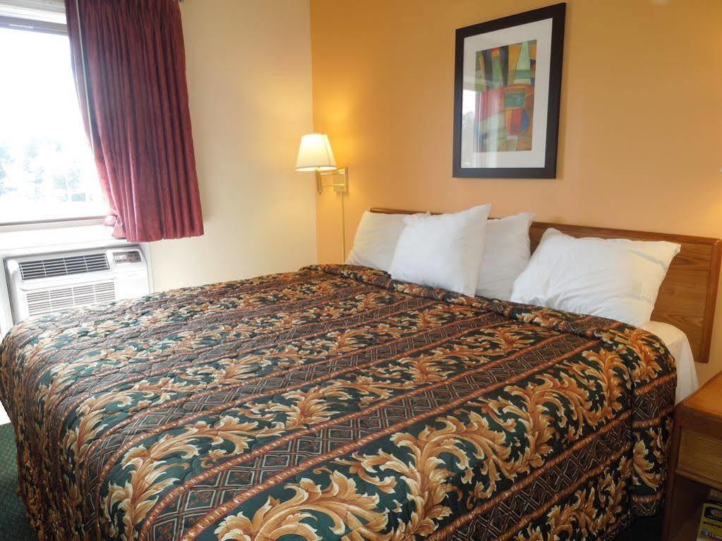 Knights Inn Bristol Levittown Buitenkant foto