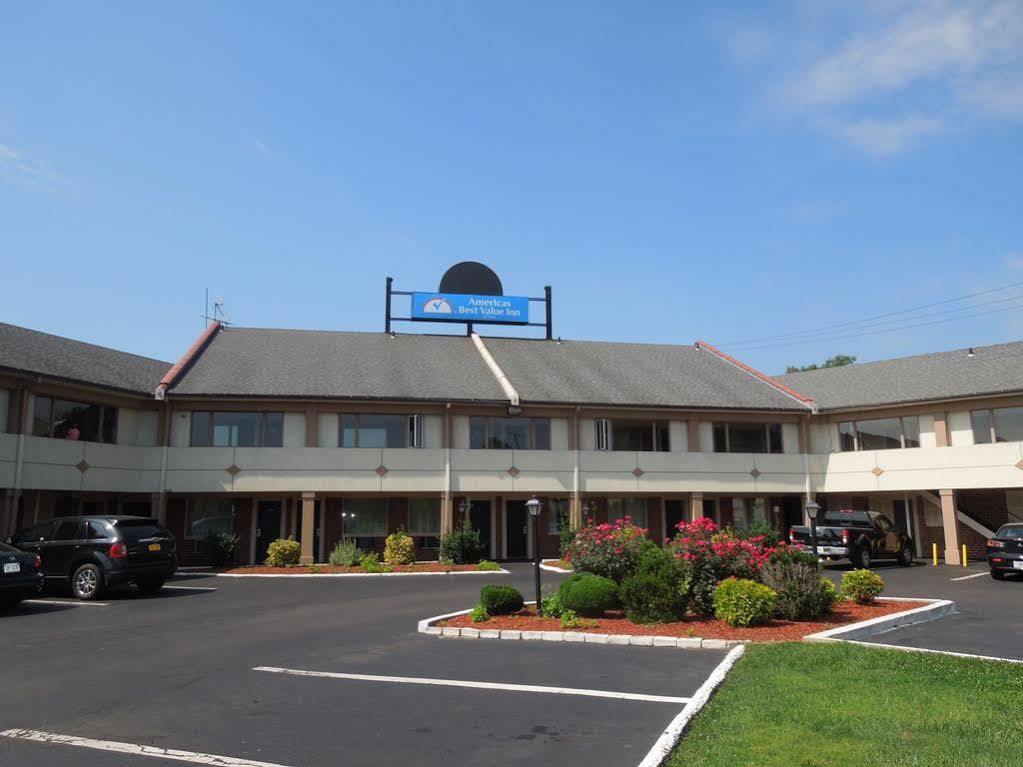 Knights Inn Bristol Levittown Buitenkant foto