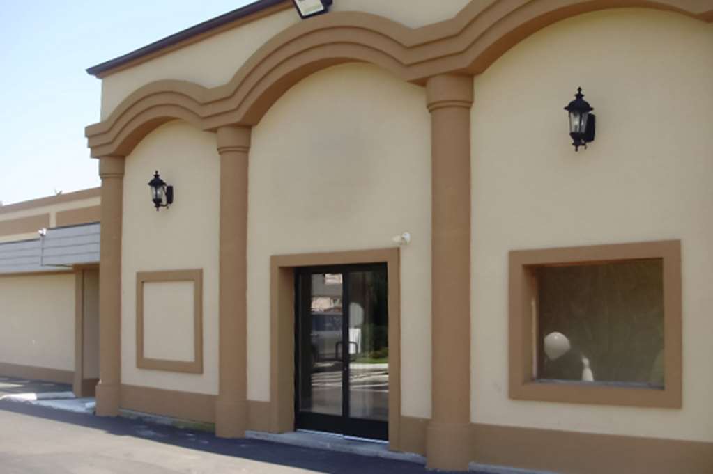 Knights Inn Bristol Levittown Buitenkant foto