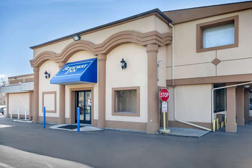 Knights Inn Bristol Levittown Buitenkant foto
